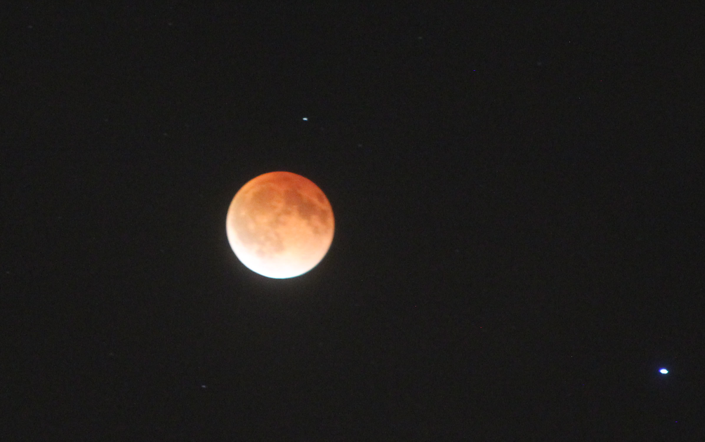 Lunar eclipse 2014 April 14 Tuesday 1:29am